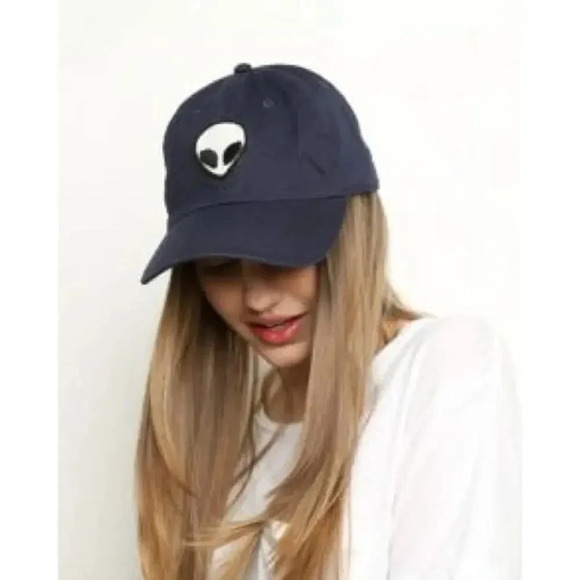 Newhattan Alien Head Cap Navy - Picture 1 of 4
